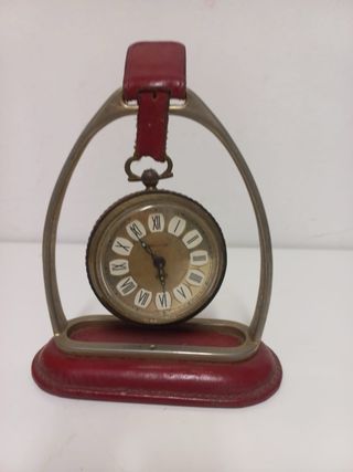 Orologio da tavolo vintage in pelle rossa