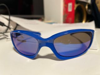 Gafas de sol azules