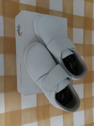 Zapatos Dian Blancos Talla 40