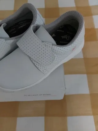 Zapatos Dian Blancos Talla 40