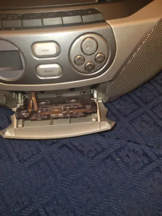 Radio CD Philips con Cassette