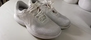 Nike Revolution 4 Blancas Talla 42