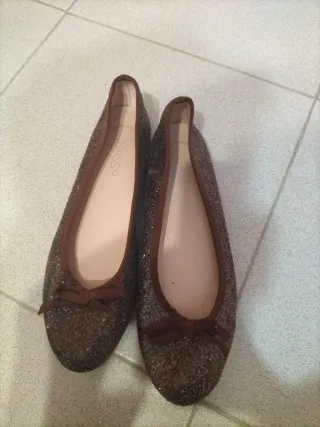 2x1 Manoletinas Marrones y Doradas