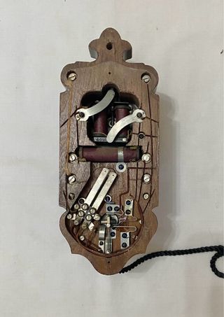 ANTIGUO TELÉFONO DE PARED L M ERICSSON