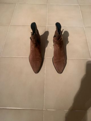 Botines de piel marrones talla 40