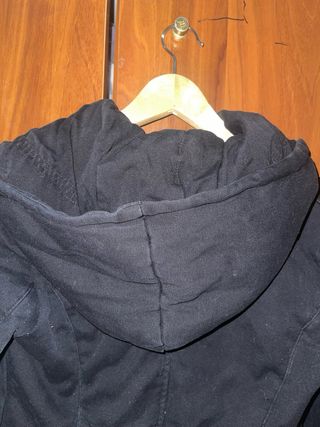 Cappotto uomo nero con cappuccio