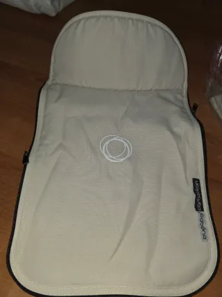 Cubrepies Bugaboo Cameleon Beige + mosquitera buga