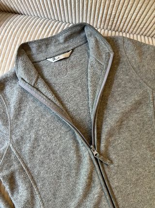 Chaqueta polar mujer gris