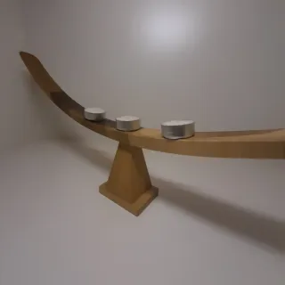 Portacandele decorativo in legno