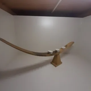 Portacandele decorativo in legno