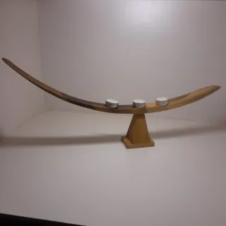 Portacandele decorativo in legno