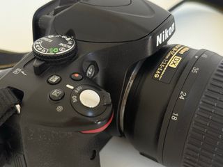 Cámara Nikon D5100 + 2 objetivos 18-55 y 55-200