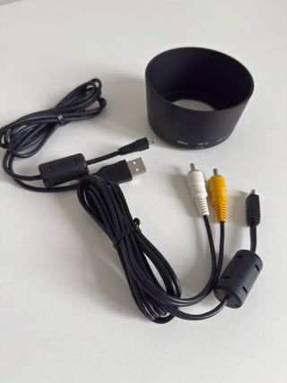 Cámara Nikon D5100 + 2 objetivos 18-55 y 55-200