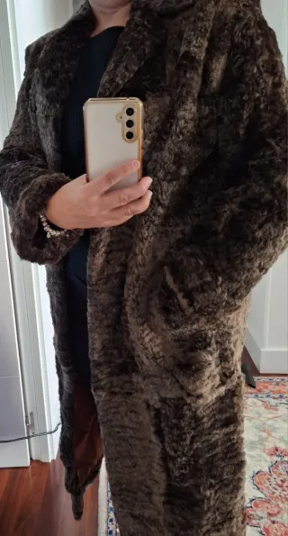 Abrigo largo pelo conejo marrón