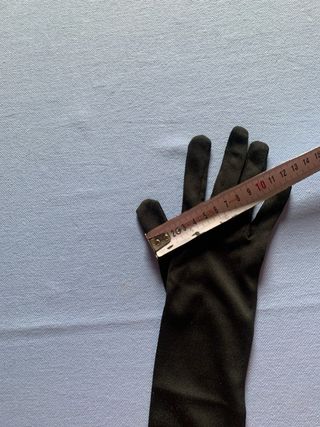 Guantes largos negros