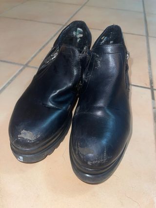 Stivaletti neri donna con zip