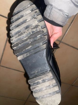 Stivaletti neri donna con zip