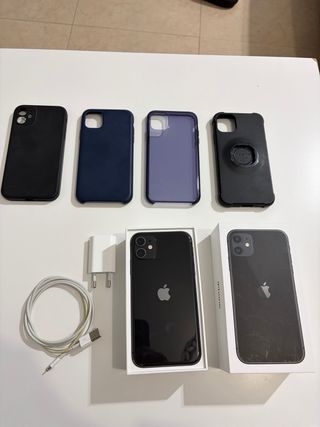 iPhone 11 128GB + auricolari + cavo e caricatore.