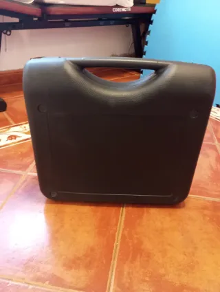 Banco de musculación y pesas