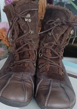 Botas mujer serraje y piel. Color marrón
