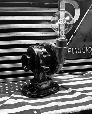 Lampada Design Turbo Metallo Vetro