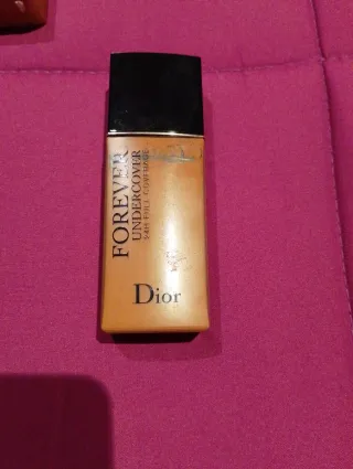 Dior Forever Undercover Maquillaje Beige
