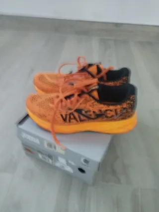 Acquista Scarpe Sportive Joma Valencia Taglia 38