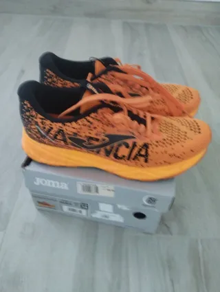 Acquista Scarpe Sportive Joma Valencia Taglia 38