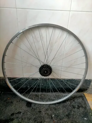 Rueda trasera bicicleta con piñonera