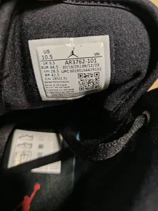 Nike Jordan Talla 44.5 Blancas y Negras