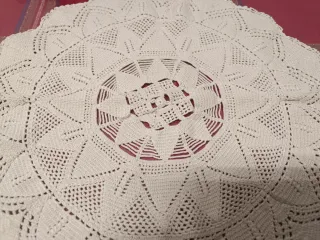 Centrotavola merletto cotone 43x43cm fatto a mano