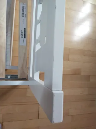 Cama infantil IKEA Kritter con 2 cajones y barrera