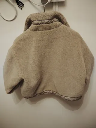 Cazadora Zara calentita beige