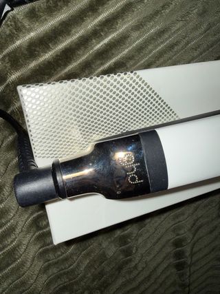 Plancha ghd platinum+ blanca como nueva