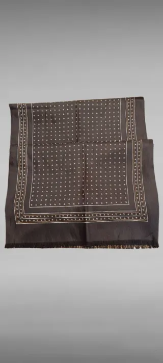 Bufanda Lana Virgen y Seda Negra/Oro