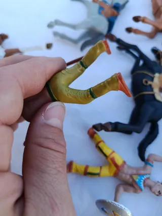 Lote vintage de figuras del oeste Comansi