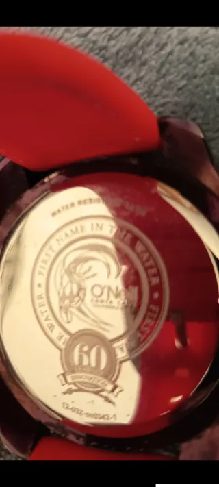 Reloj O'Neill Cuarzo Negro y Rojo