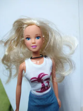 Lotto di 3 bambole Barbie