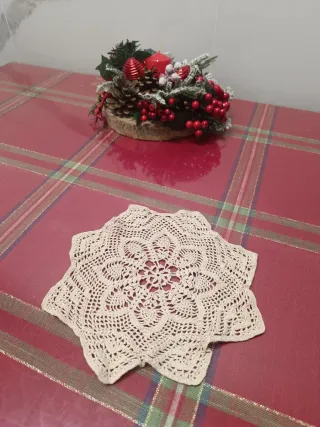 Centrino merletto cotone beige 24x24cm