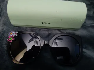 Gafas de sol Tous con pedrería con graduación.