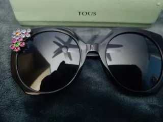 Gafas de sol Tous con pedrería con graduación.