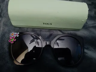Gafas de sol Tous con pedrería con graduación.