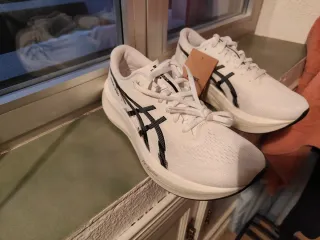 Zapatillas Asics Magic Speed 4 Blancas