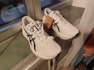 Zapatillas Asics Magic Speed 4 Blancas