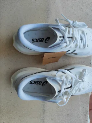 Zapatillas Asics Magic Speed 4 Blancas