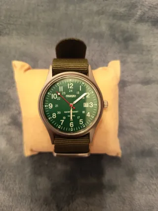 Orologio al quarzo vintage stile aviatore verde