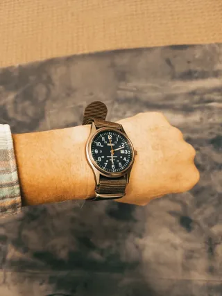 Orologio al quarzo vintage stile aviatore verde