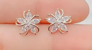 Pendientes Flor Circonitas Oro Blanco