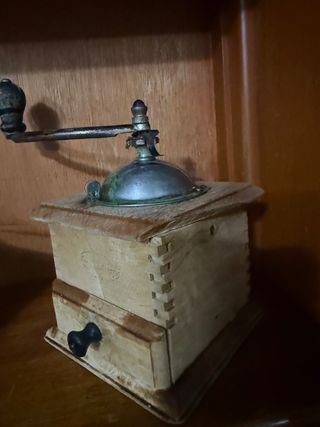 Pareja Molinillos de café antiguo