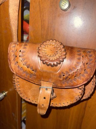 Borsello in vera pelle artigianale